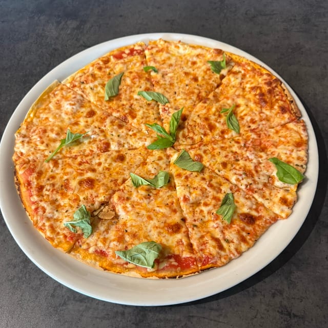 Margherita Pizza.