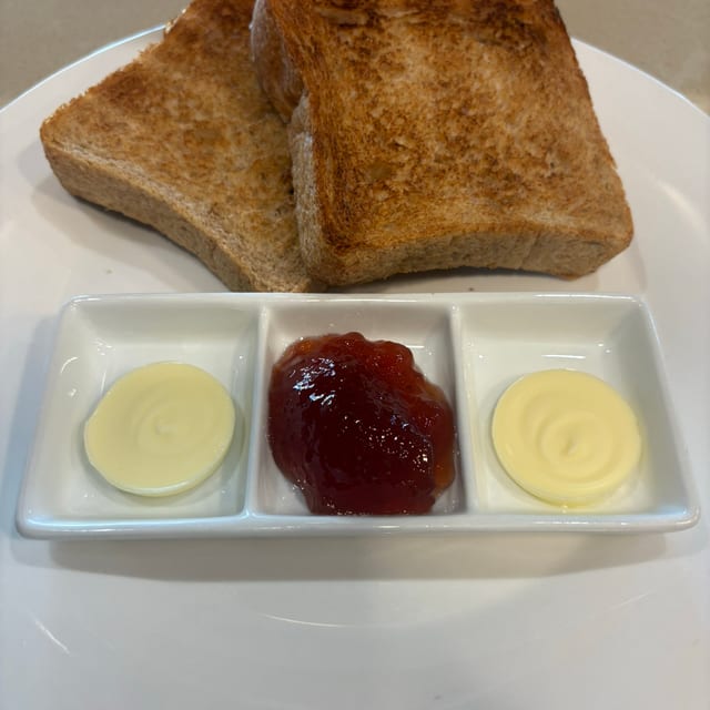 Toasted Bread (2pcs), Butter and Jam.